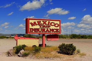 mexican-trip-insurance-sign
