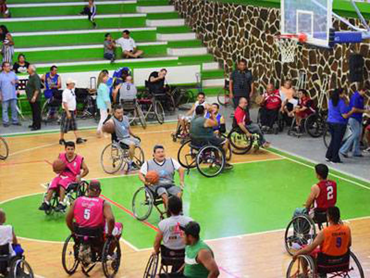 Tiburones Sobre Ruedas Host Wheelchair Basketball Tournament