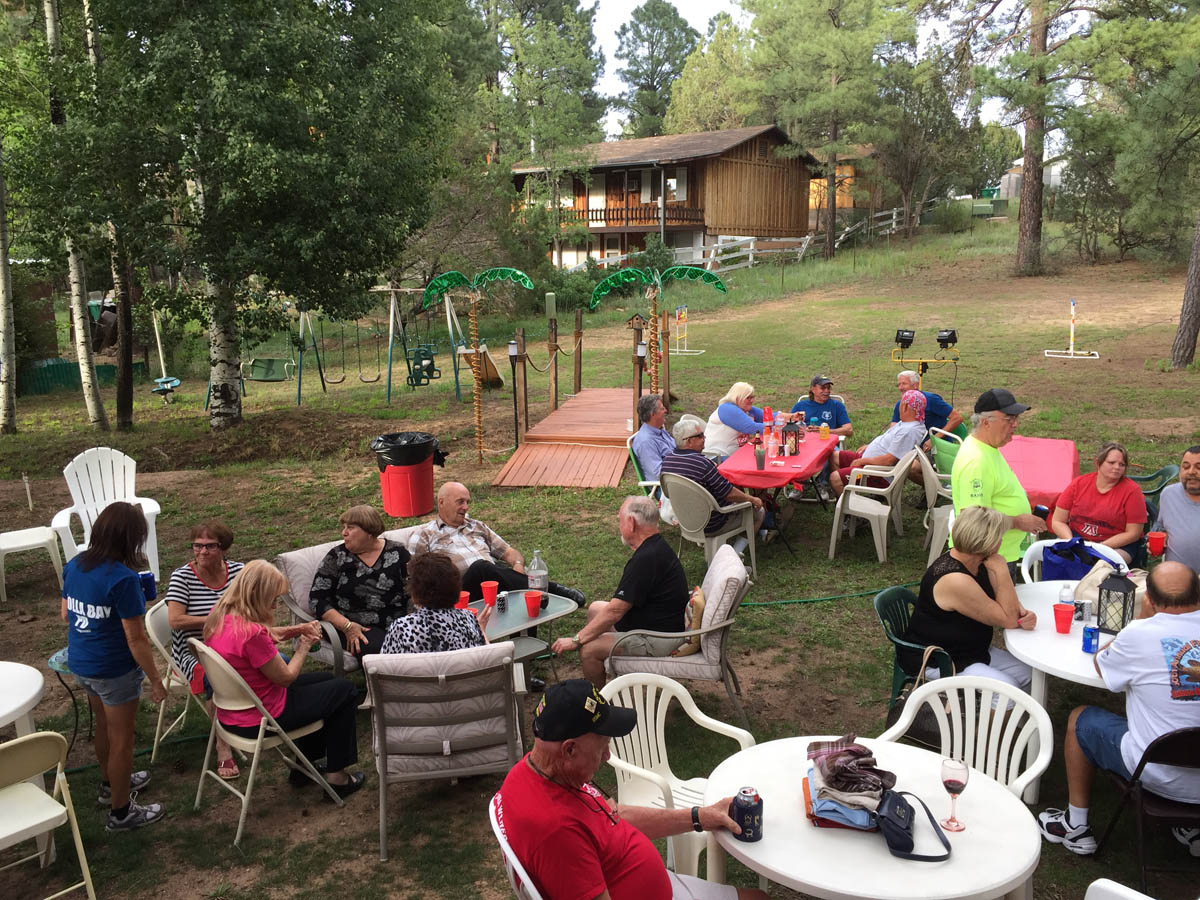 Annual Cholla in the Pines draws nearly 100 neighbors