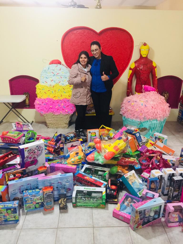 Casago Employees Collect Donations for Kids in Mexico